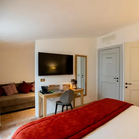 Casa Bianconi Hotel
